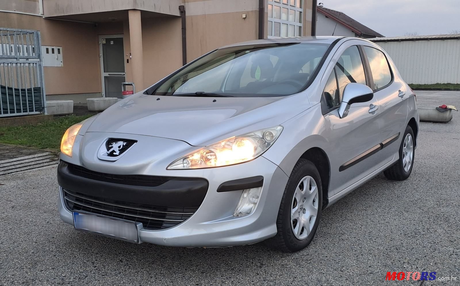 2008' Peugeot 308 photo #1