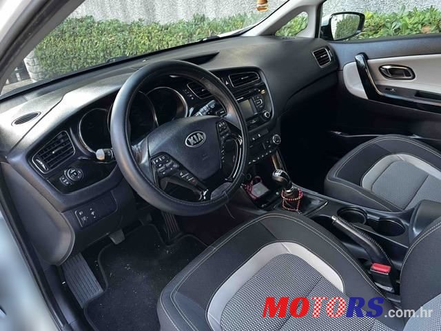 2014' Kia Ceed 1,4 Crdi Ex Alu photo #5