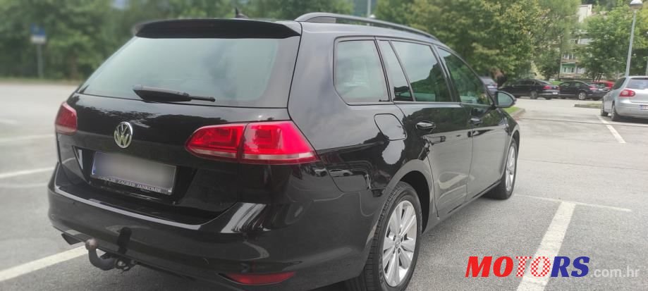 2014' Volkswagen Golf 7 Variant photo #2