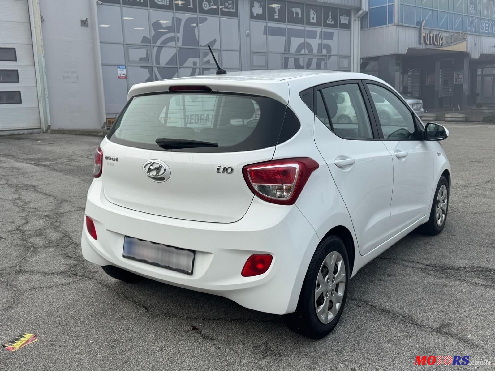 2015' Hyundai i10 1,0 Go photo #6
