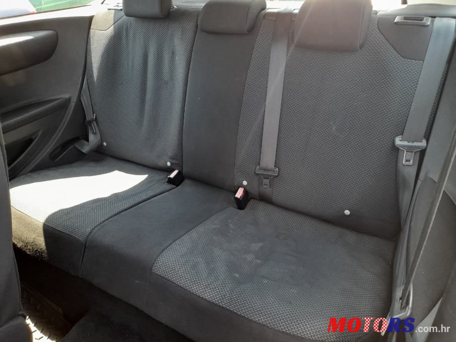 2005' Citroen C4 1,4 I 16V X photo #4