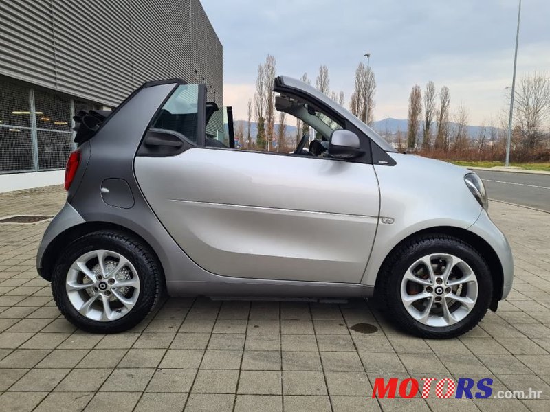 2016' Smart Fortwo photo #6