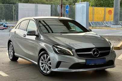 2017' Mercedes-Benz A-Klasa A 200