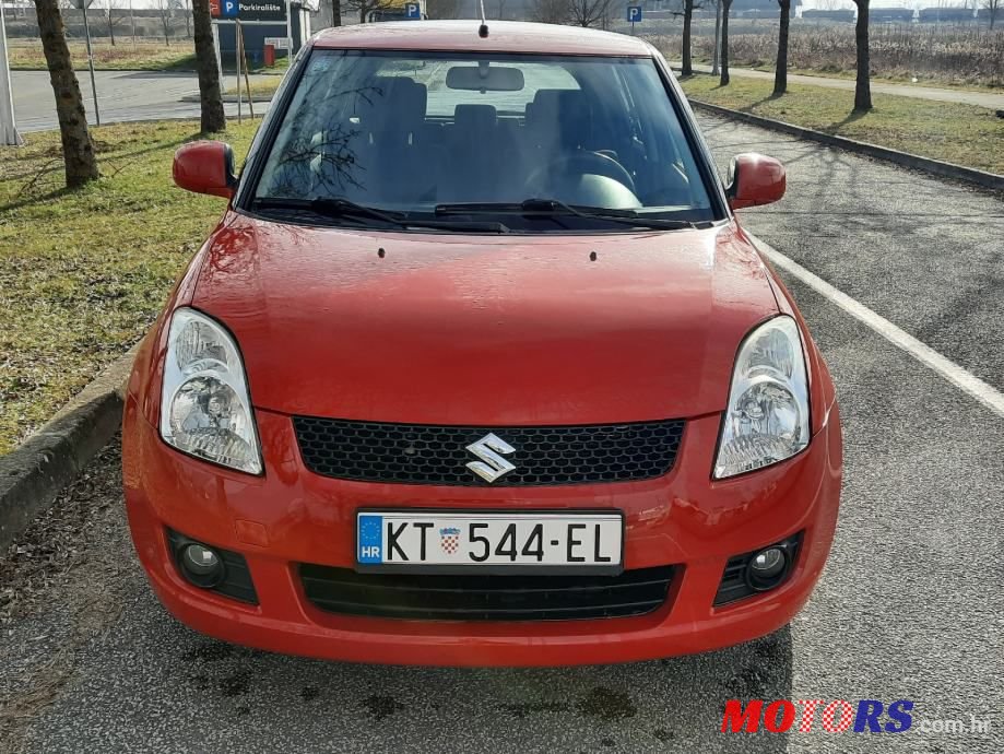 2010' Suzuki Swift 1,3 Glx photo #4