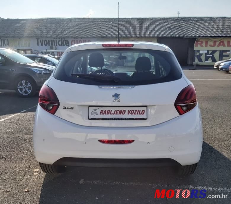 2017' Peugeot 208 photo #5