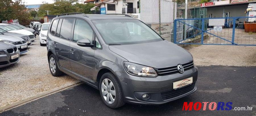 2011' Volkswagen Touran 1,6 Tdi photo #1