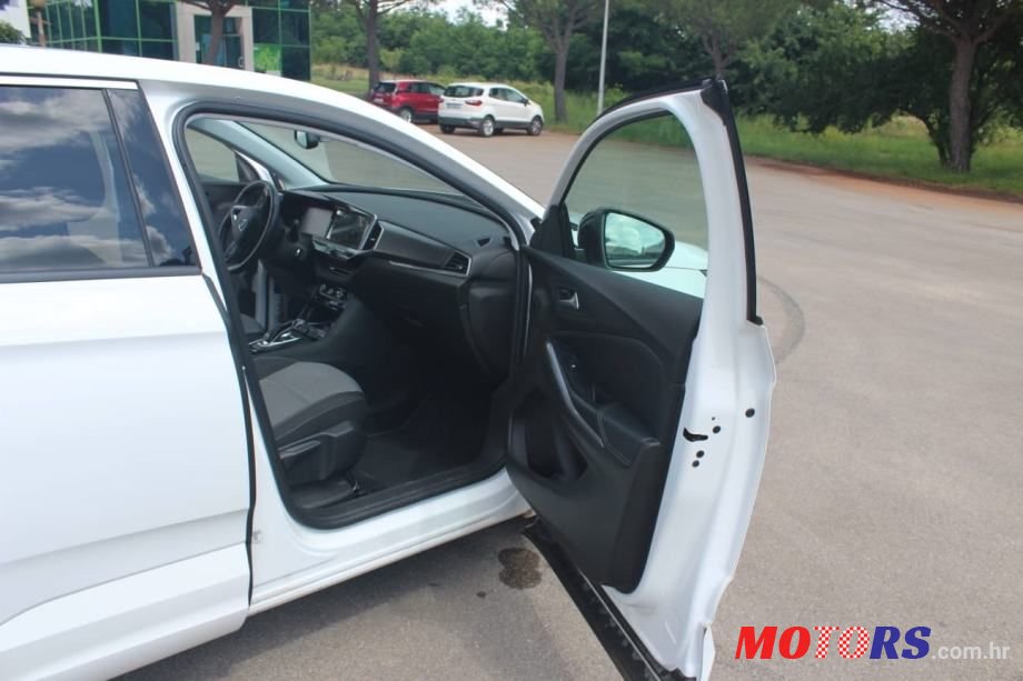 2023' Opel Grandland 1.5 Dth photo #6