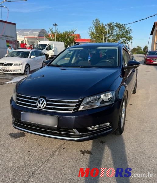 2014' Volkswagen Passat Variant photo #3