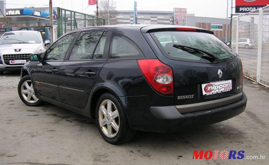2001' Renault Laguna Grandtour photo #2