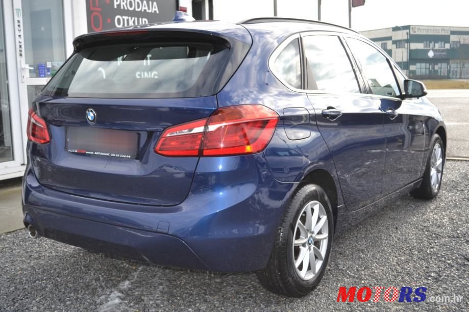 2019' BMW Serija 2 216D photo #6