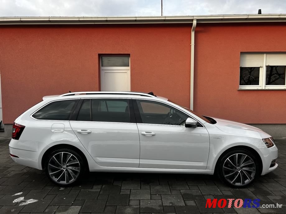 2017' Skoda Octavia Combi photo #2