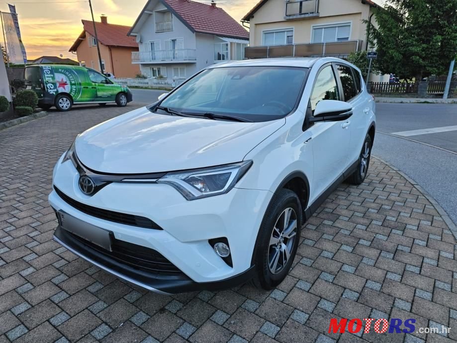 2016' Toyota RAV4 2,0 D-4D photo #3