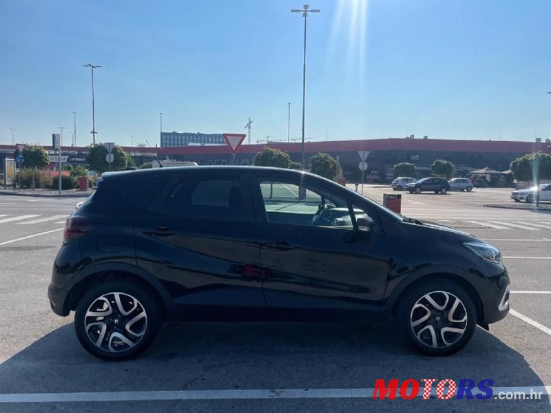 2019' Renault Captur Tce photo #5