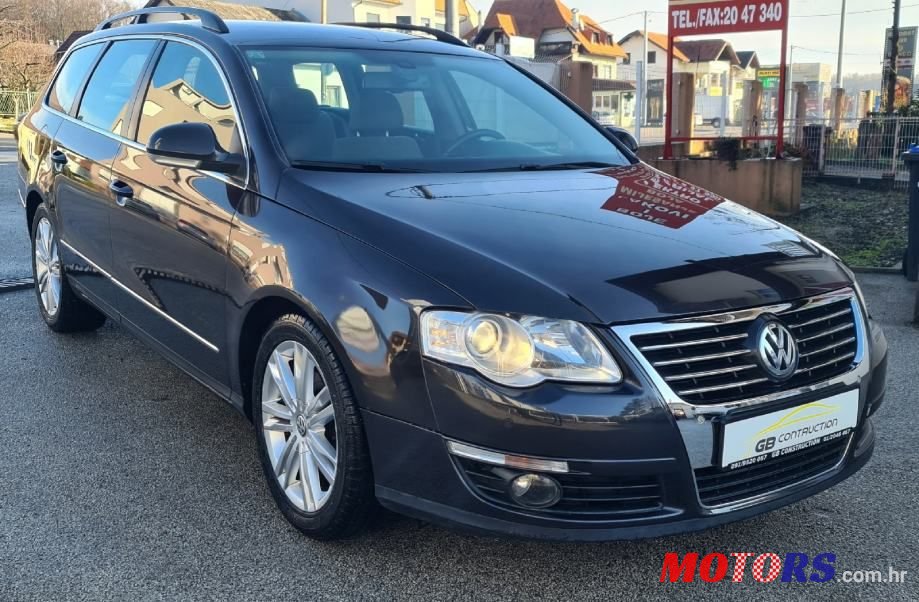 2010' Volkswagen Passat Variant photo #1