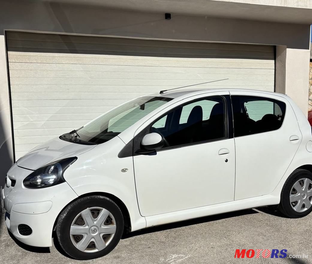 2012' Toyota Aygo 1,0 Vvt-I photo #1