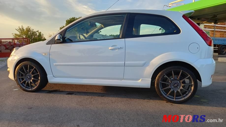 2008' Ford Fiesta St 2,0 photo #3