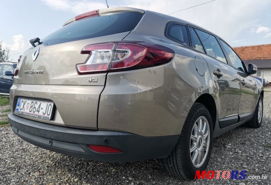 2010' Renault Megane Grandtour 1,5 Dci Edc photo #6