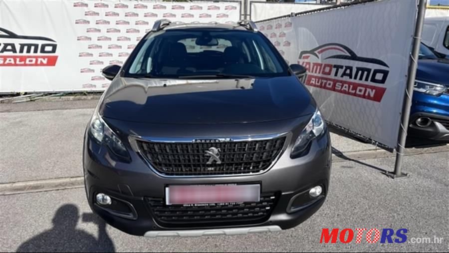 2019' Peugeot 2008 1,5 Bluehdi photo #2