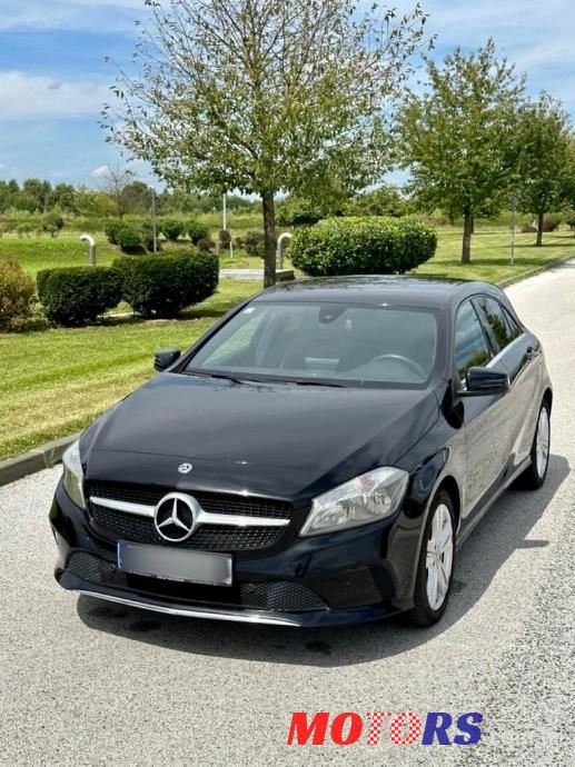 2017' Mercedes-Benz A-Klasa A 200 photo #2