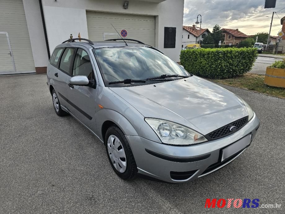 2005' Ford Focus Karavan photo #2