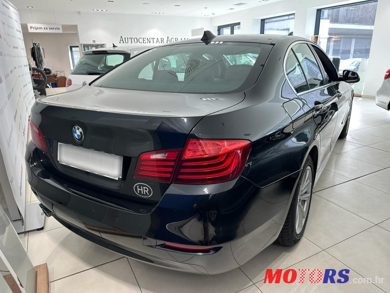 2016' BMW Serija 5 518D photo #3