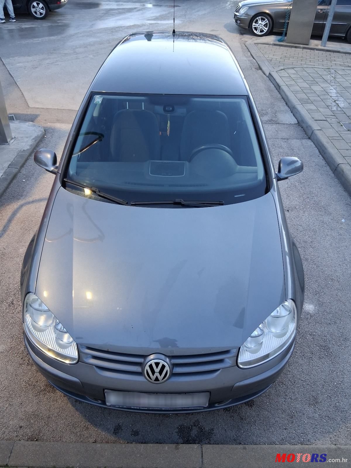 2008' Volkswagen Golf V 1.9 Tdi photo #1