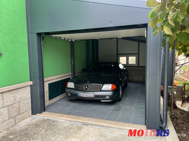 1991' Mercedes-Benz SL 300 photo #2