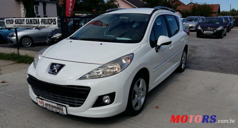 2011' Peugeot 207 Sw 1,6 Hdi photo #1