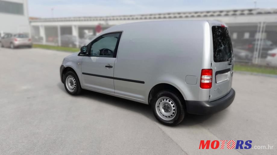 2013' Volkswagen Caddy photo #6