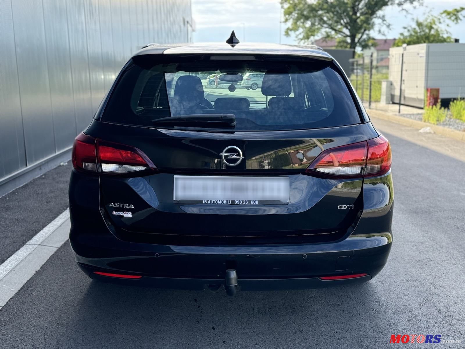 2017' Opel Astra Karavan photo #6