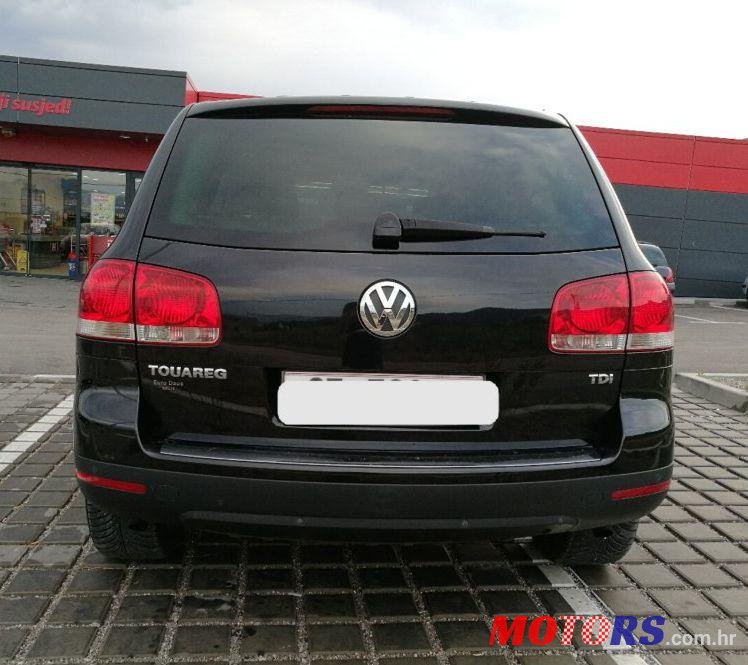 2006' Volkswagen Touareg photo #1
