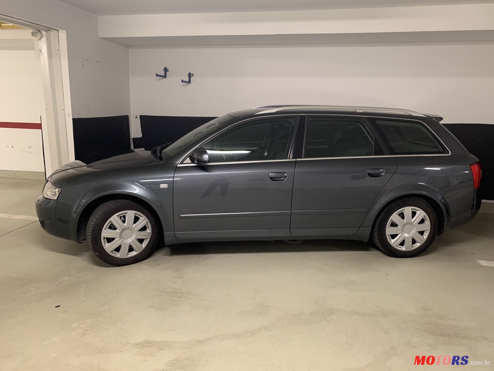 2003' Audi A4 Avant photo #5