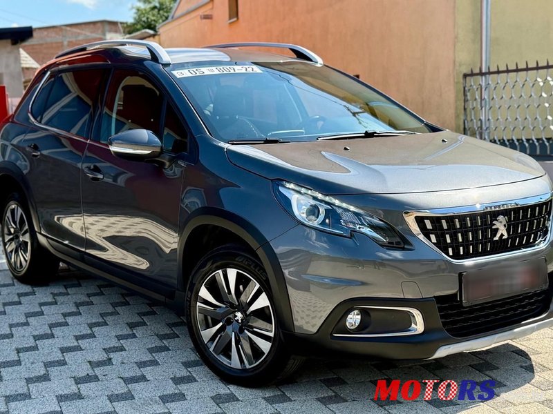 2019' Peugeot 2008 1,5 Bluehdi photo #3