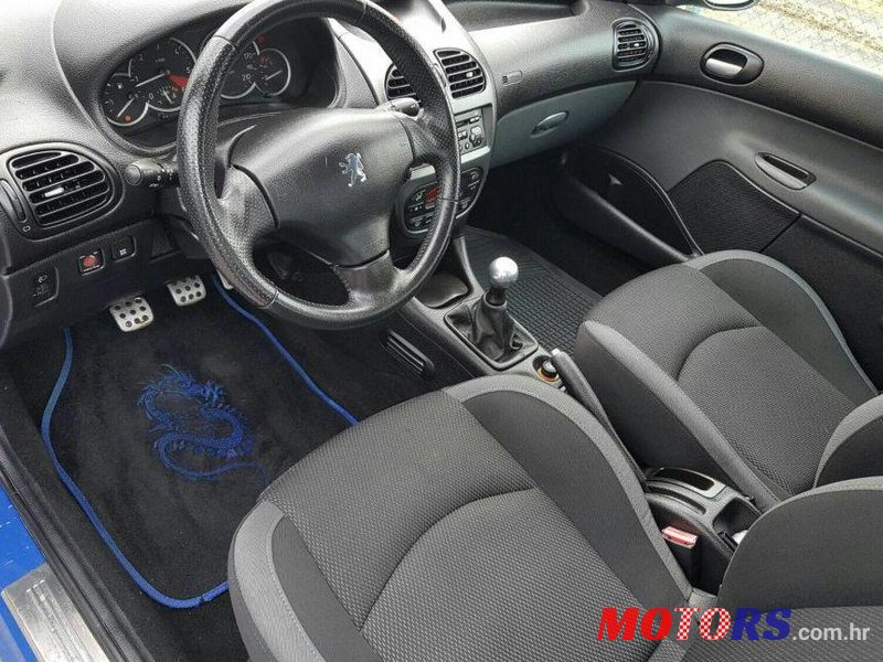 2006' Peugeot 206 206 1,6 Hdi photo #2