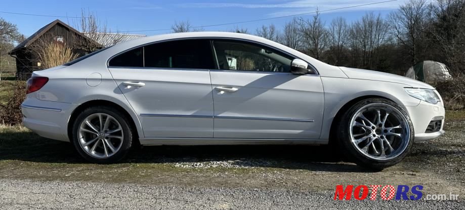 2011' Volkswagen Passat 2,0 Tdi photo #5