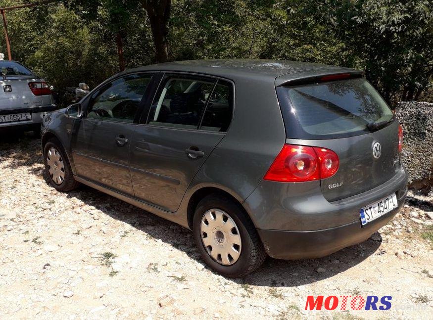 2004' Volkswagen Golf V 1,9 Tdi photo #1