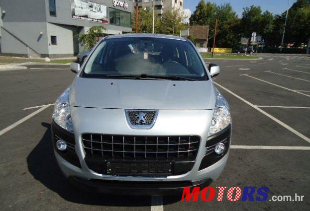 2011' Peugeot 3008 1,6 Hdi photo #1