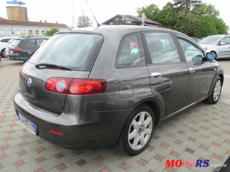 2005' Fiat Croma photo #4