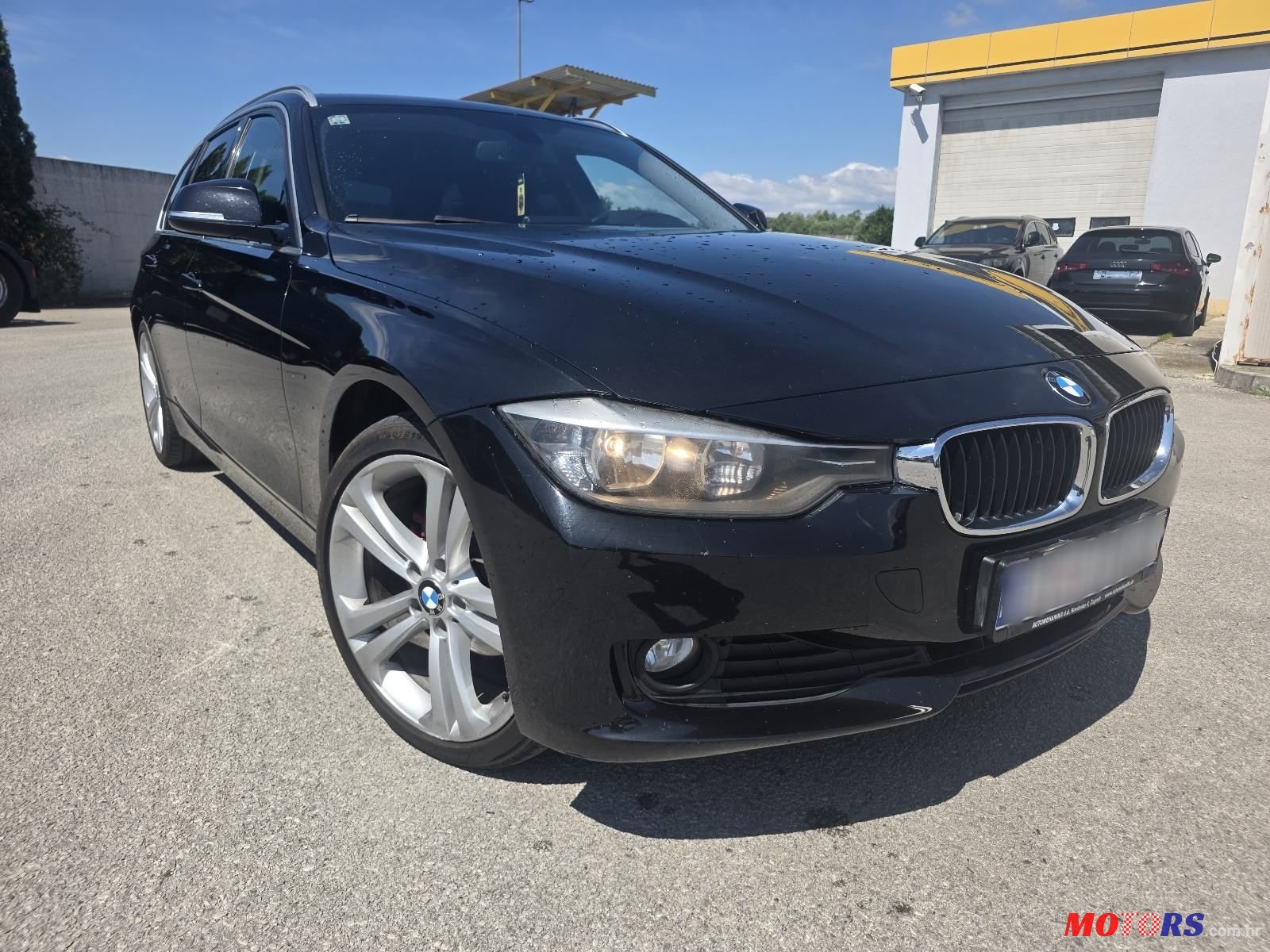 2013' BMW Serija 3 316D photo #1