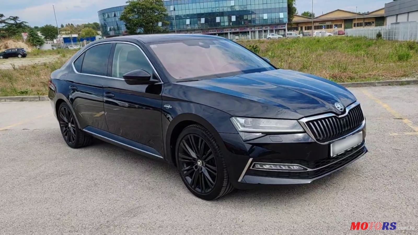 2020' Skoda Superb photo #2