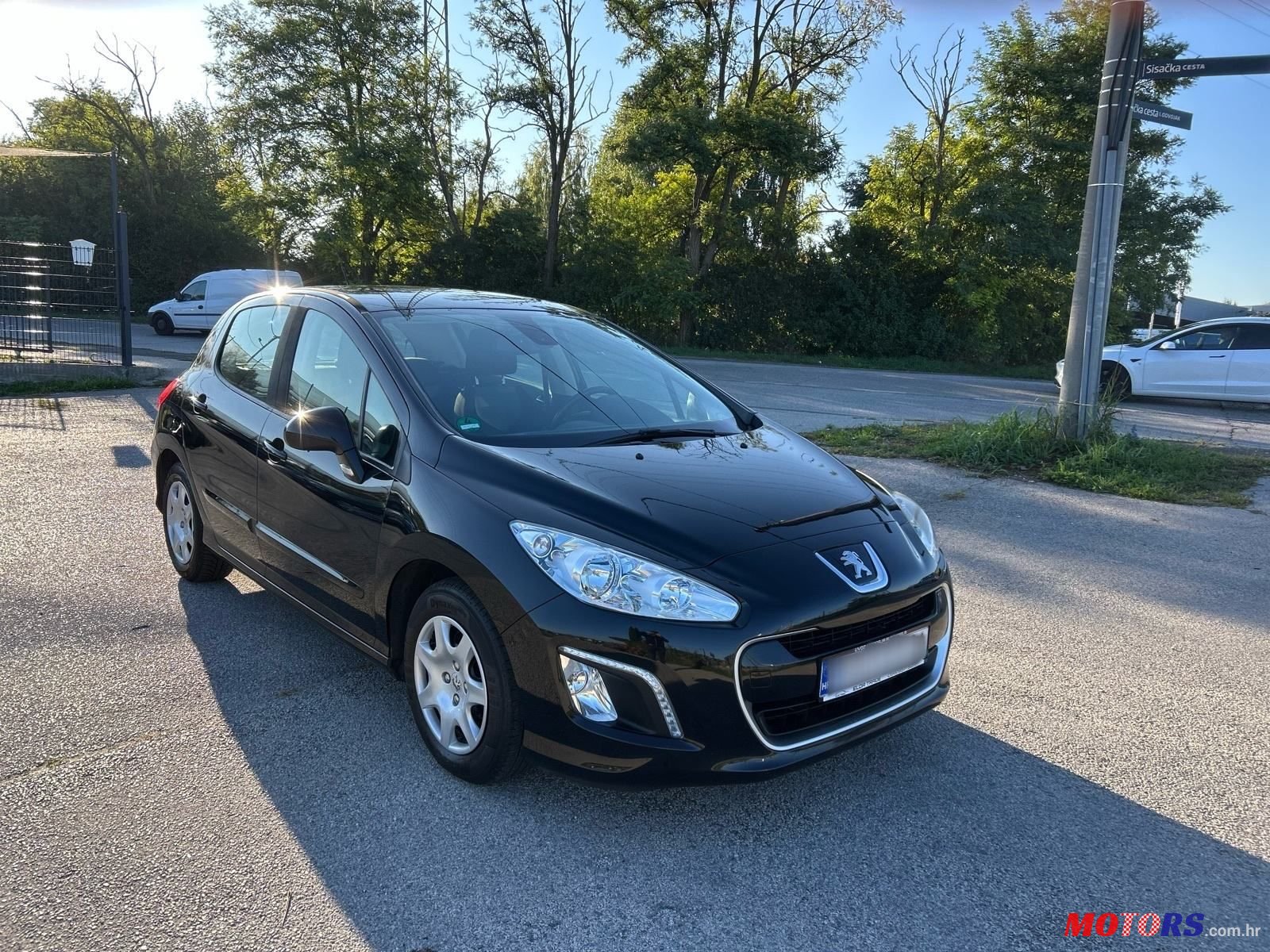 2012' Peugeot 308 1,6 E-Hdi photo #2