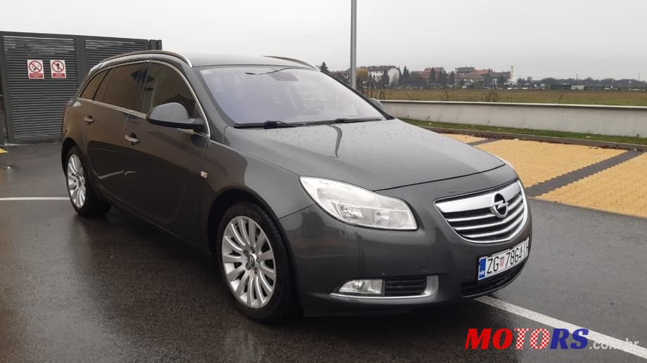 2010' Opel Insignia Karavan photo #1