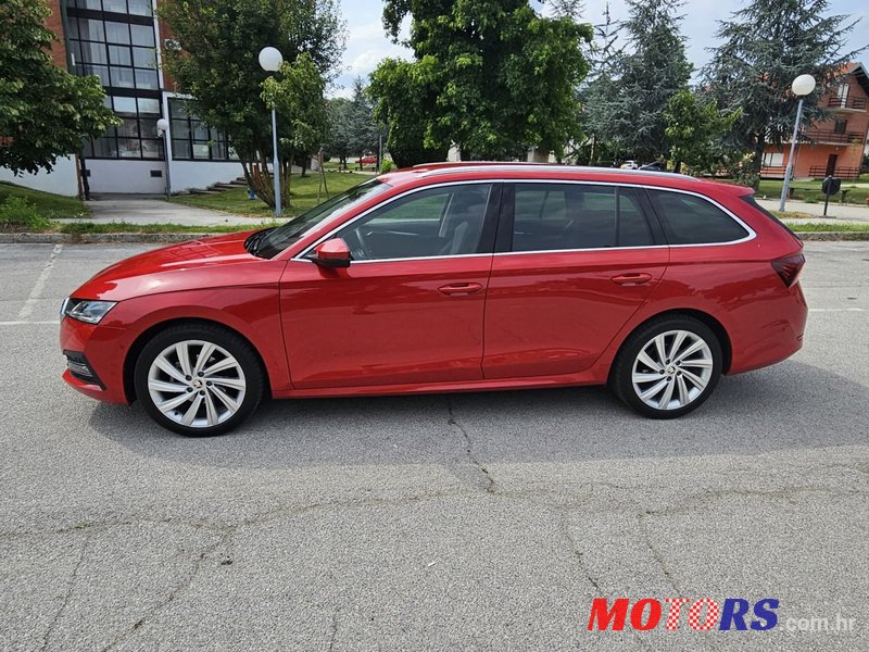 2021' Skoda Octavia Combi photo #3