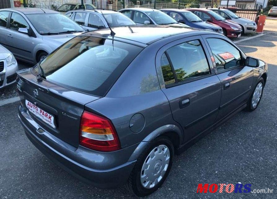 2007' Opel Astra 1,4 photo #1
