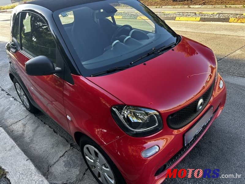 2017' Smart Fortwo 1.0 Mhd photo #2