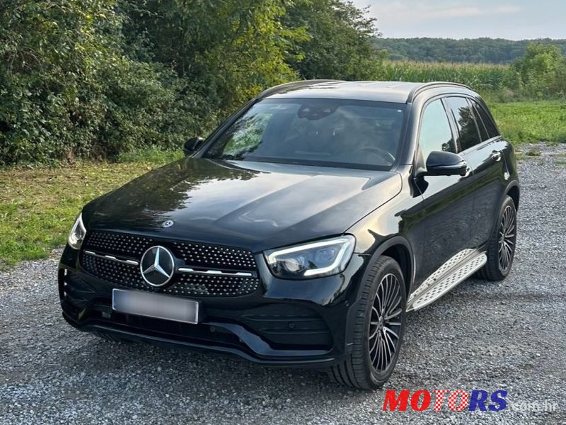 2020' Mercedes-Benz GLC 220 D 4Matic photo #4