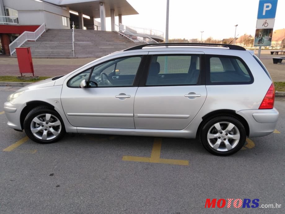 2007' Peugeot 307 Break photo #1