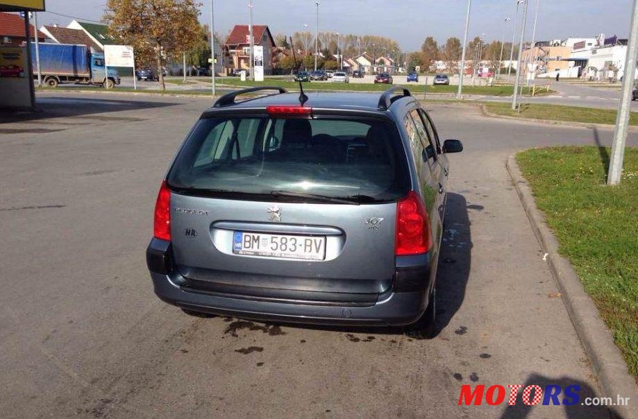 2008' Peugeot 307 Sw 1,6 16V Hdi photo #1