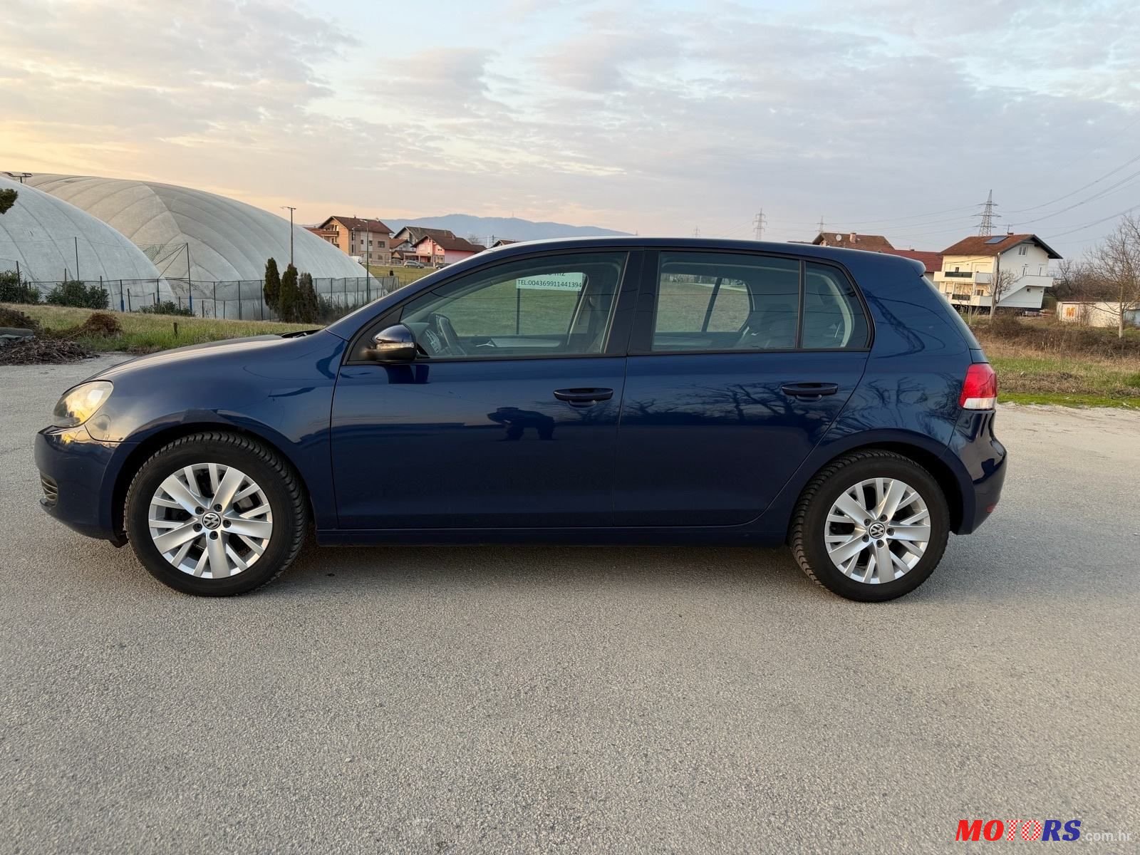 2010' Volkswagen Golf VI 1,6 Tdi photo #5