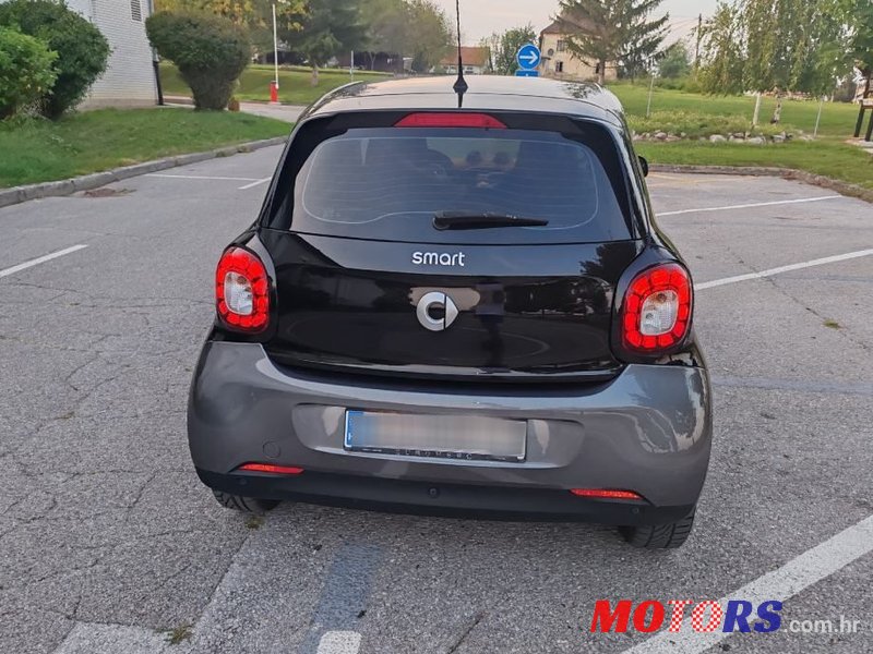 2015' Smart Forfour 1.0 Benzin photo #4